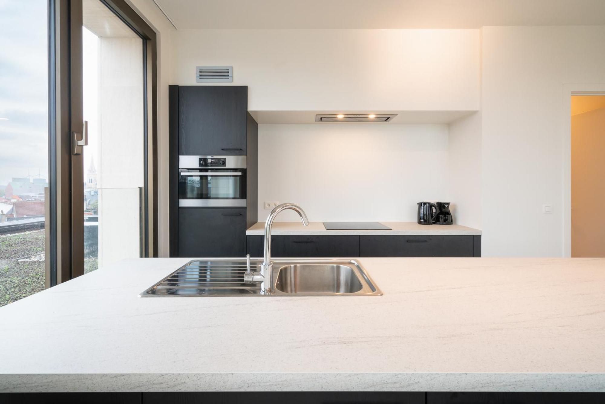 Opera Square Apartments In Antwerp Centre מראה חיצוני תמונה